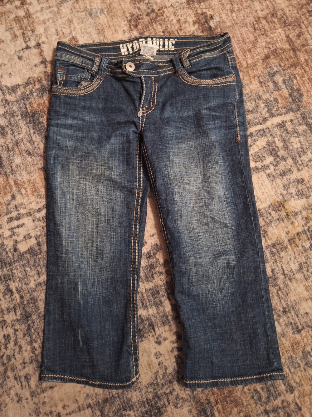 Hydraulic Dark Wash Capri. Sz 5/6.